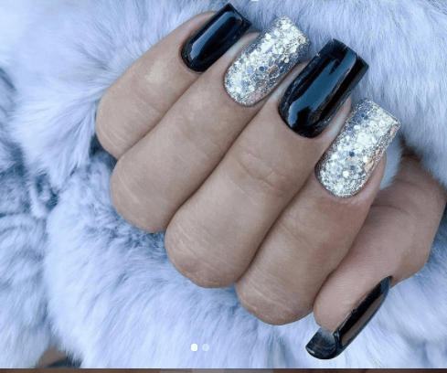Μαύρα νύχια χοντρό και λεπτό ασημί glitter 